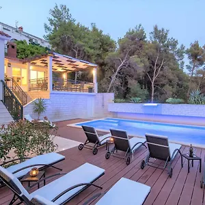 villa-fani-trogir.hotels-in-trogir.com/